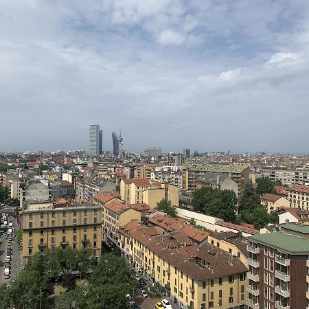 Monolocale Con Vista Su Milano Apartment Ngoại thất bức ảnh